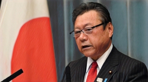 日國務大臣自揭不用電腦 竟然負責管理網絡安全？