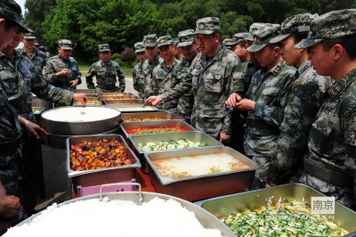 【軍事博評】呂琪：軍以食為先&mdash;&mdash;炊事員二三事