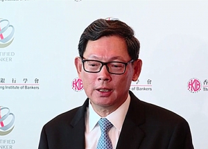 上樓靠父幹如遇逆市小心兩代同受累