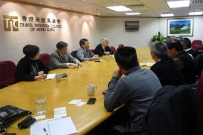 紅色警示難為了旅客