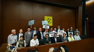 民主黨涂謹申要求梁君彥辭職
