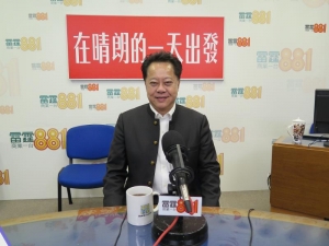 村民呼曾俊華「未來特首」候志強話控制唔到