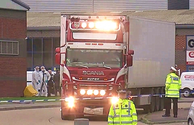 英國冷櫃車屈蛇偷渡39名死者一半疑是越南人