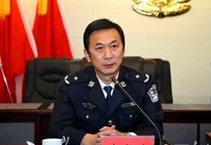 內蒙古官場地震公安副廳長李志斌因抑鬱自縊