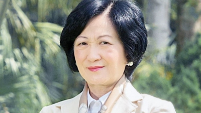 行會成員葉劉淑儀與湯家驊質疑「禁酒令」成效