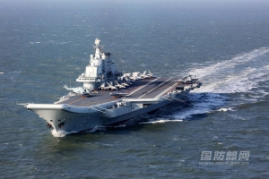 遼寧號航母編隊正經台灣海峽北上