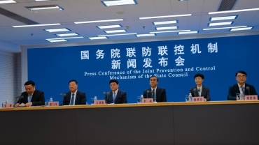 內地發布優化防控「新十條」 梁萬年：接近戰勝疫情時機