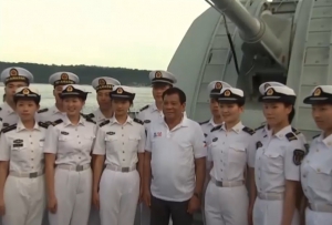 菲律賓總統杜特爾特率國防官員參觀長春艦