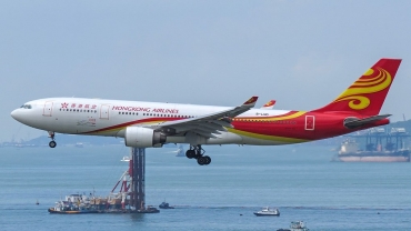 客機炸彈恐嚇四日內兩宗 港航飛滬航班延誤七句鐘