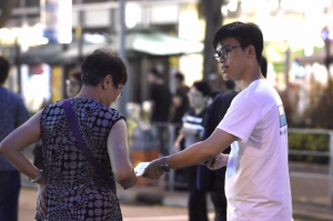 資金不足 香港眾志黎汶洛棄選九東