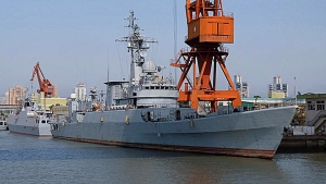 中國向斯里蘭卡海軍贈送護衛艦