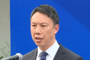 警隊高層李志恒日本自駕遊與曾志偉撞車傷