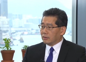 「裡外不是人」的蘇錦樑形容與梁振英合作無間