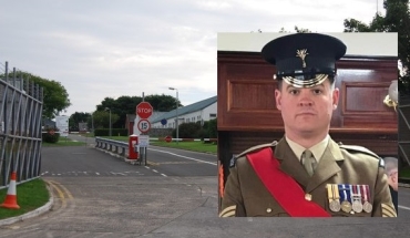 英陸軍士官慘成木靶遭近視兵無戴眼鏡夜訓開槍撃斃