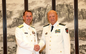 中方促美軍管控前線兵力勿擦槍走火
