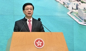 李家超﹕公務員應以身作則履行公民責任投票