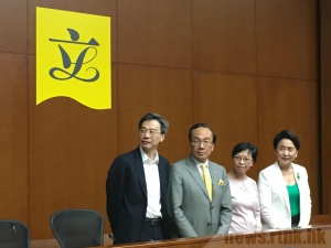 【紙媒觀點】中央拉攏泛民 打造「一國兩制營」？