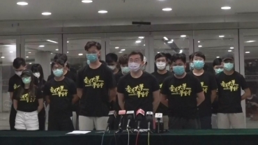 曾涉哀悼動議遭禁足校園 評議會18人獲港大「放生」