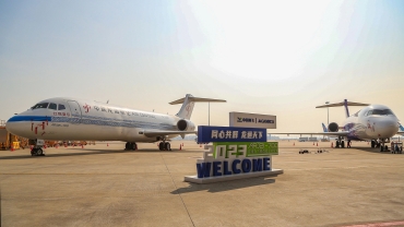 首批兩架 ARJ21 貨機交付　中國商飛：國產民機系列化發展