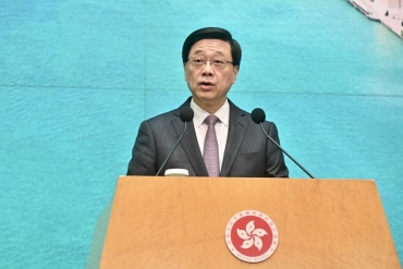 【博評】無雙直傳：香港不要成為「自我感覺良好中心」