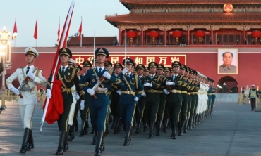 解放軍報：「交友不慎」是個別領導幹部落馬重要原因