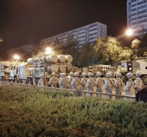 【軍事博評】呂琪：國慶閱兵&mdash;&mdash;現身裝備有何亮點？