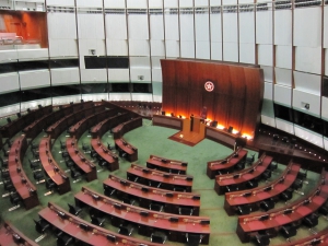 立法會通過一帶一路議案 政府批泛民將問題政治化