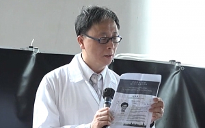 何栢良冀林鄭月娥 每晚讀一次競選政綱才入睡