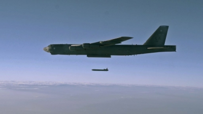 【軍事博評】William：由南中國海B-52轟炸機巡航導彈攻擊訓練談起