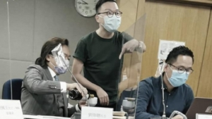 深水埗4區議員被指開會飲紅酒 民政署：有負公眾期望