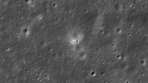 NASA 月球背面拍攝到嫦娥六號著陸點