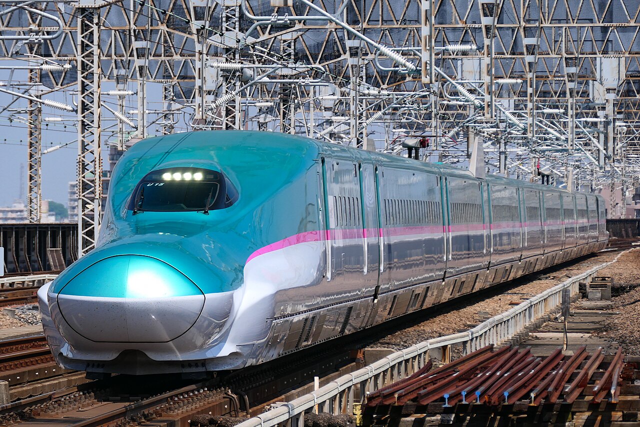 1280px Series E5 U15 Yamabiko 50