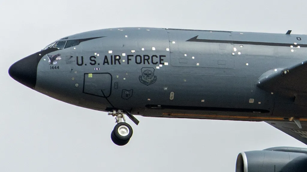 Battle Damage KC 135