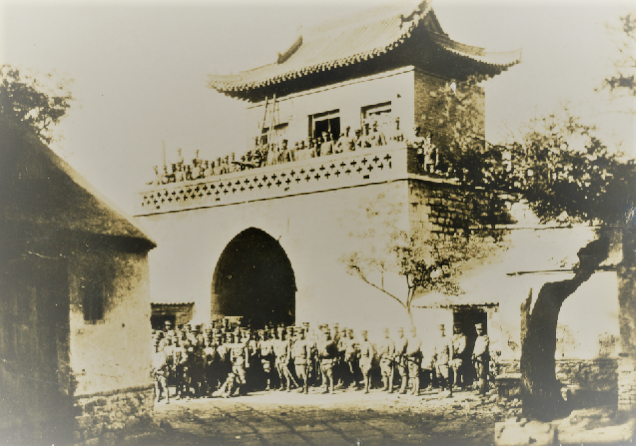 Japanese soldiers in Jinan May 1928