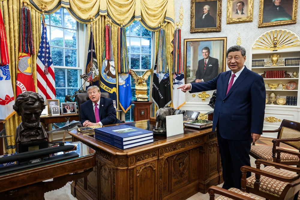 President Donald J. Trump meets with Chinese President Xi Jinping and the Chinese delegation in the Oval Office, Thursday, September 24, 2026. (Official White House Photo by Joyce N. Boghosian)