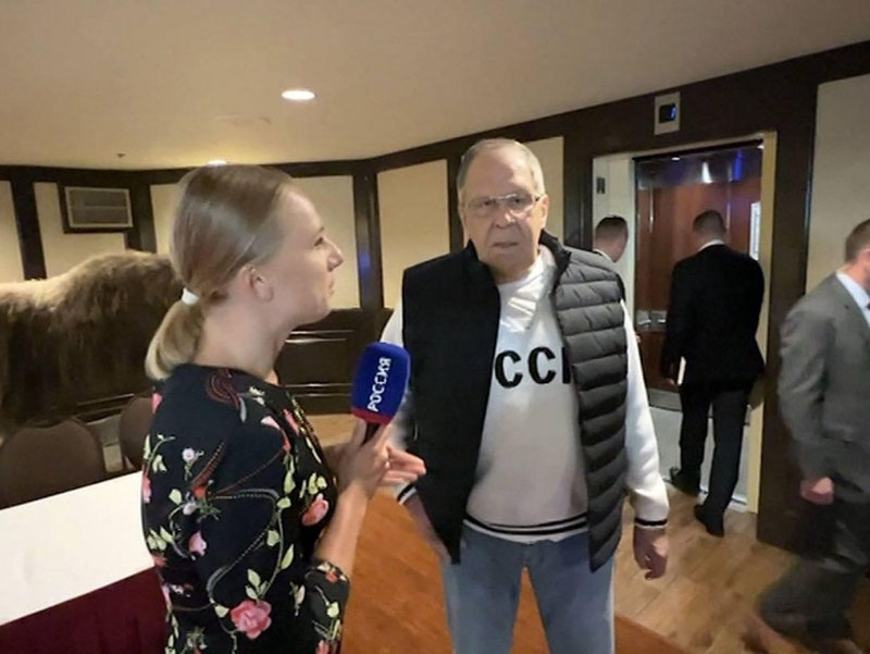 f bUnWcdaHVAoKldQEdsv8m4vUwysXWy.medium