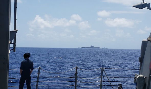 US NAVY WARSHIP 3007420